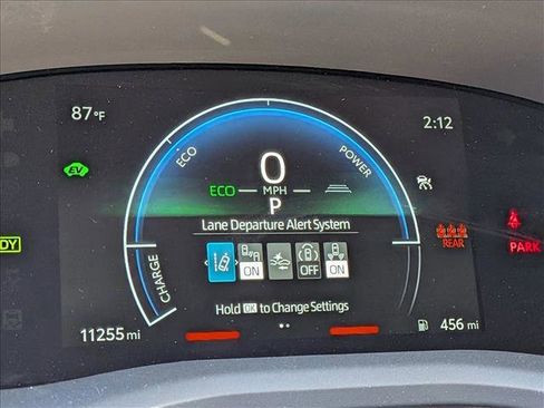 Used 2025 Toyota Camry LE w/ Convenience Package image 4