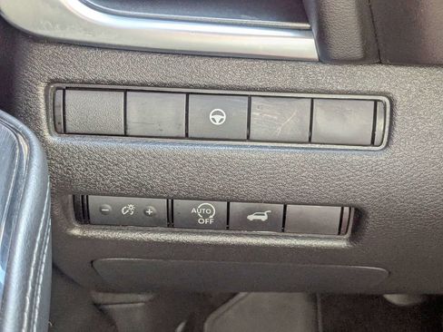 Used 2023 Nissan Rogue SV w/ SV Premium B Package FWD image 26
