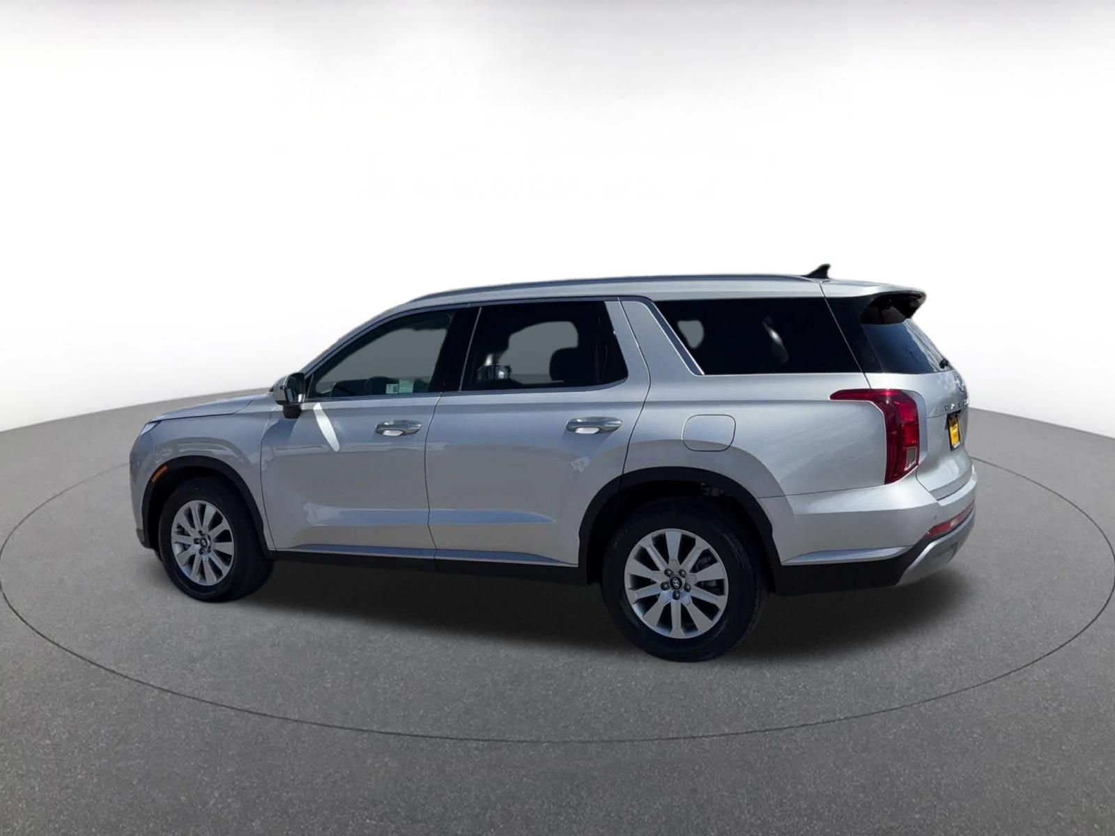Used 2025 Hyundai Palisade SEL FWD image 9