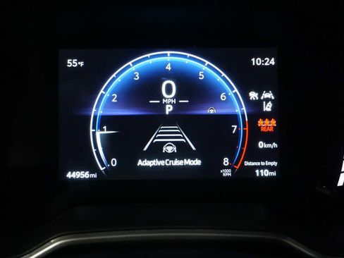 Used 2023 Toyota Corolla Cross XLE image 23