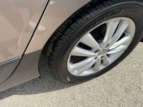 Used 2011 Hyundai Tucson Limited w/ Premium Pkg 3 image 7