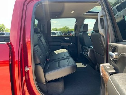 Used 2021 GMC Sierra 2500 Denali w/ Denali Ultimate Package AWD/4WD image 17