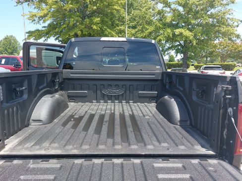 Used 2018 Ford F150 Raptor w/ Equipment Group 802A Luxury AWD/4WD image 13