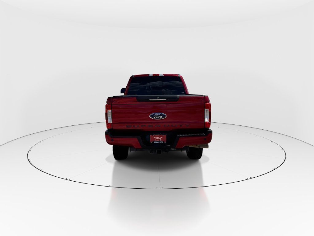 Used 2019 Ford F250 Lariat w/ Lariat Ultimate Package AWD/4WD image 7