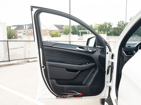 Used 2019 Mercedes-Benz GLE 43 AMG 4MATIC image 44