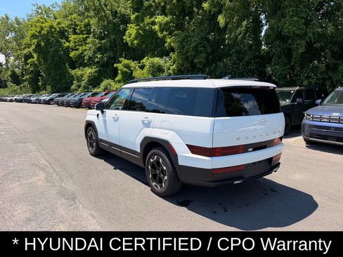 Used 2025 Hyundai Santa Fe SEL AWD/4WD image 5