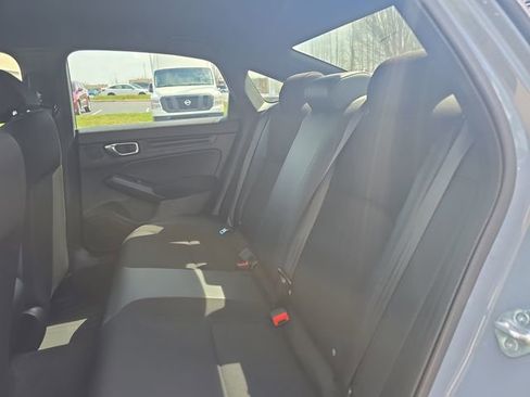 Used 2023 Honda Civic Sport image 13