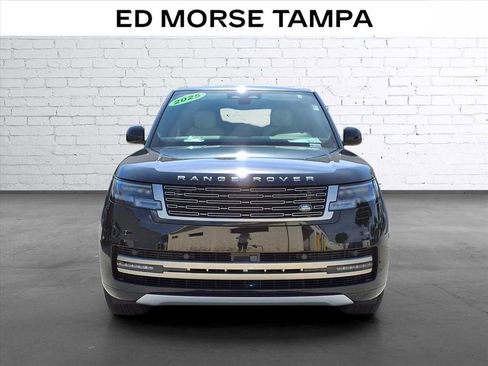 Used 2025 Land Rover Range Rover Long Wheelbase SE AWD/4WD image 6