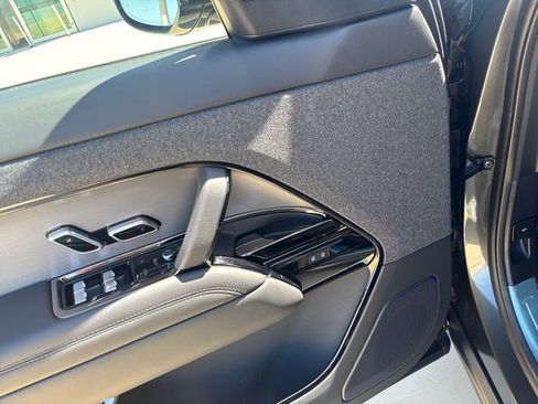 New 2026 Land Rover Range Rover Sport Dynamic SE AWD/4WD image 12