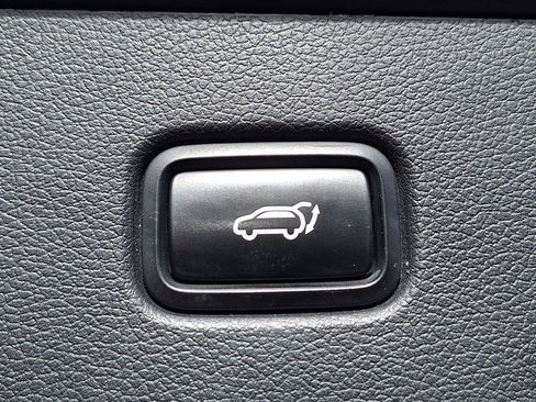 Used 2020 Hyundai Palisade Limited image 34