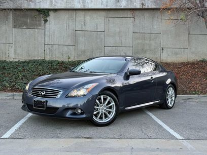 Used 2011 INFINITI G37 Journey w/ Premium Pkg