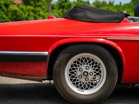 Used 1990 Jaguar XJS V12 Convertible RWD image 37