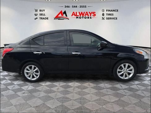 Used 2015 Nissan Versa w/ SL Tech Package FWD image 20