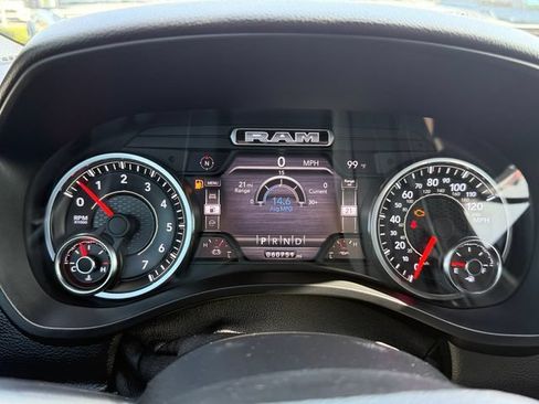 Used 2020 RAM 1500 Big Horn AWD/4WD image 18