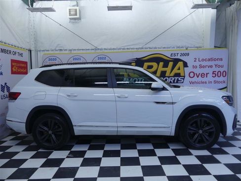 Used 2021 Volkswagen Atlas SE w/ Panoramic Sunroof Package image 31