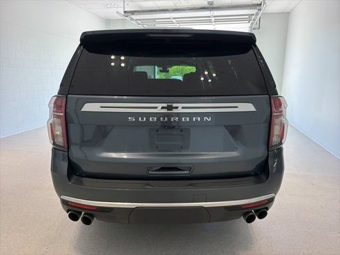 Used 2021 Chevrolet Suburban High Country AWD/4WD image 5