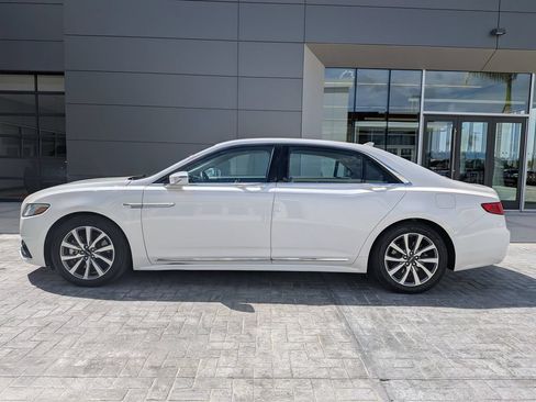 Used 2019 Lincoln Continental Premiere FWD image 7