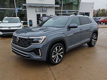 New 2026 Volkswagen Atlas Cross Sport SEL Premium R-Line