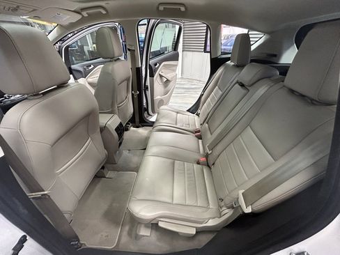 Used 2016 Ford C-MAX SEL w/ Equipment Group 302A image 47