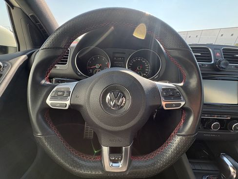Used 2012 Volkswagen GTI 4-Door FWD image 9