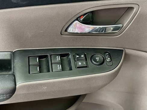 Used 2014 Honda Odyssey EX-L image 18
