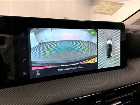 New 2026 Nissan Kicks SR image 24