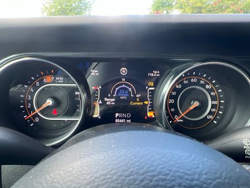 Used 2021 Jeep Wrangler Unlimited Sport AWD/4WD image 24