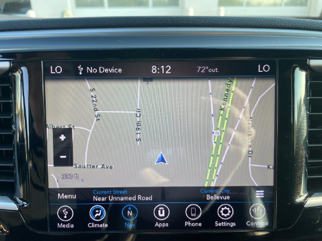 Used 2020 Chrysler Pacifica Touring-L Plus FWD image 14