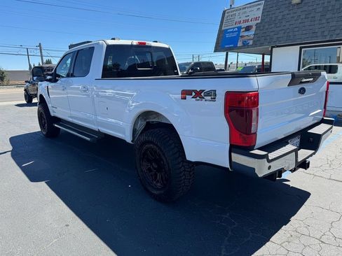 Used 2024 RAM 2500 Laramie AWD/4WD image 3