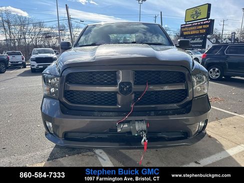 Used 2019 RAM 1500 Express w/ Express Value Package image 2