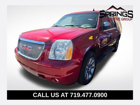 Used 2014 GMC Yukon XL Denali AWD/4WD image 1