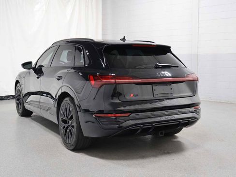 Used 2024 Audi Q8 e-tron Prestige w/ Prestige Package AWD/4WD image 3