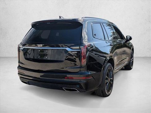 Used 2023 Cadillac XT6 Sport w/ Technology Package AWD/4WD image 4