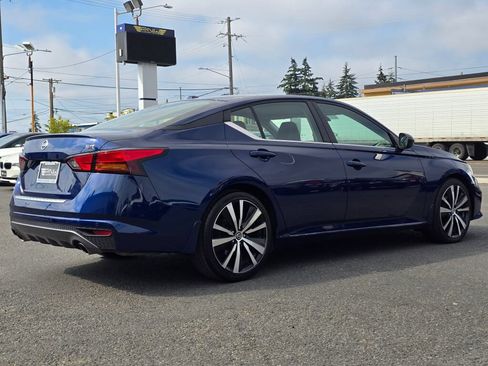 Used 2020 Nissan Altima 2.5 SR FWD image 6