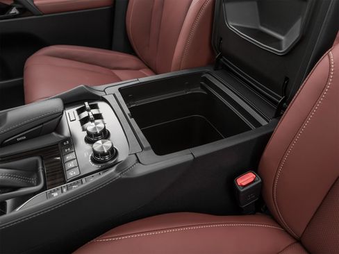 Certified 2021 Lexus LX 570 4WD w/ Luxury Package image 21