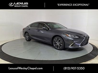 New 2025 Lexus ES 350 w/ Premium Package