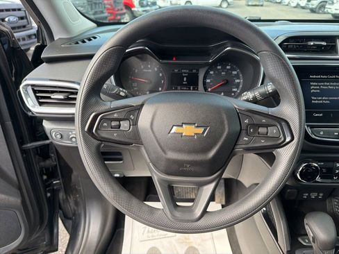 Used 2021 Chevrolet TrailBlazer LT w/ Convenience Package image 14