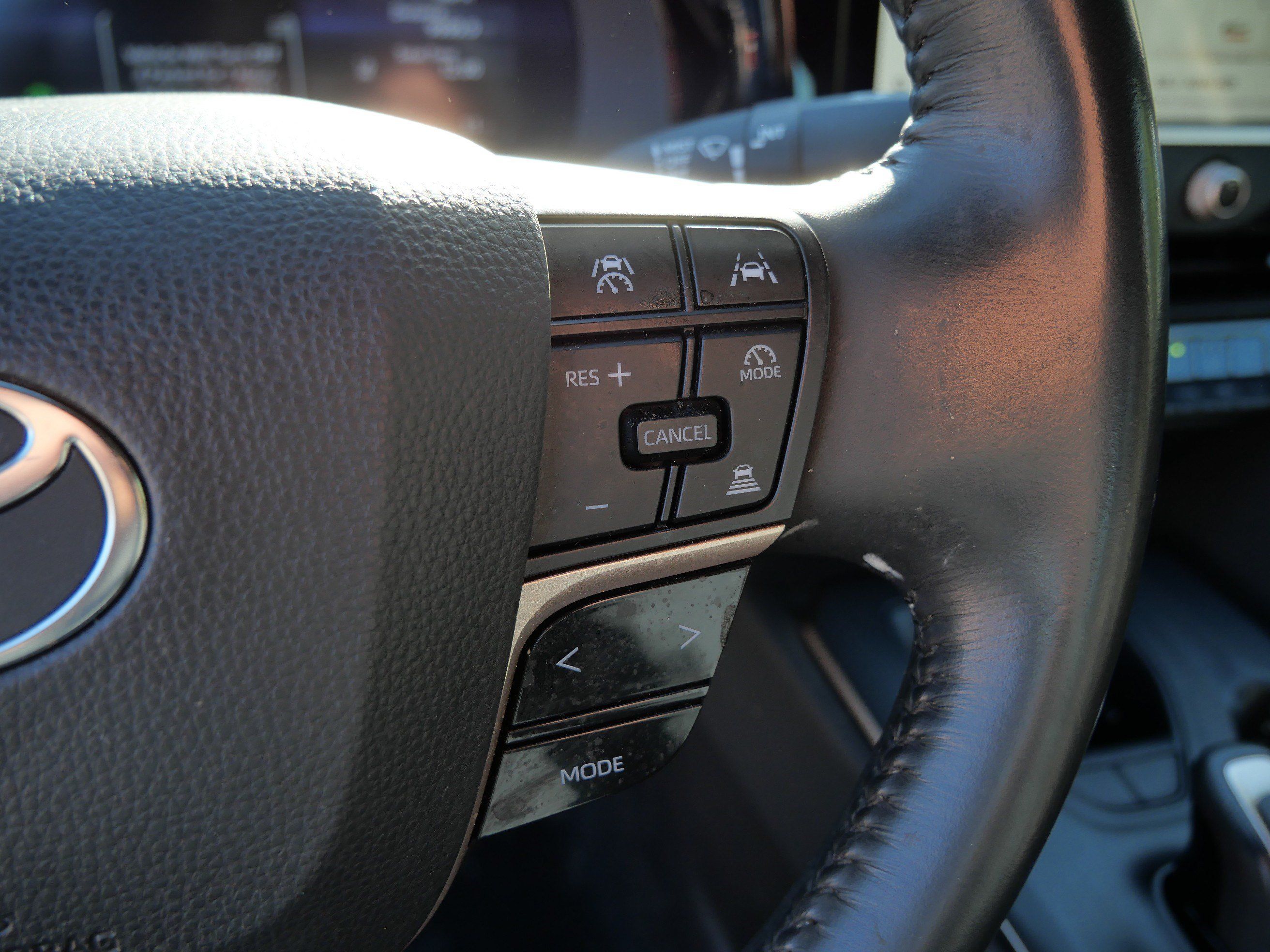 Used 2023 Toyota Crown AWD/4WD image 29