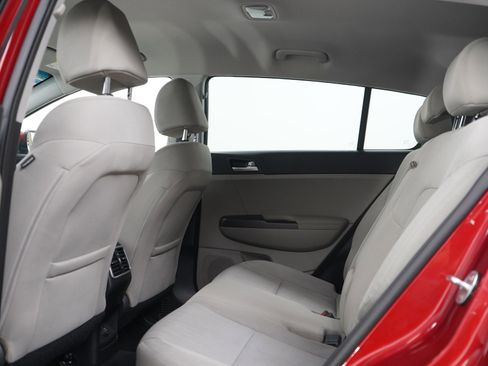 Used 2020 Kia Sportage LX image 17