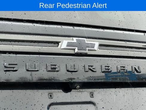 Used 2021 Chevrolet Suburban Z71 w/ Z71 Signature Package image 54