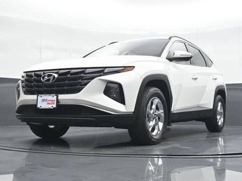 Used 2023 Hyundai Tucson SEL image 16