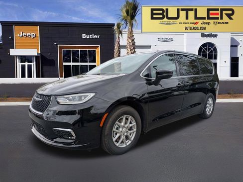 New 2026 Chrysler Pacifica Select image 1