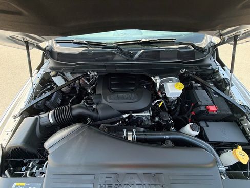 Used 2026 RAM 2500 Big Horn AWD/4WD image 34