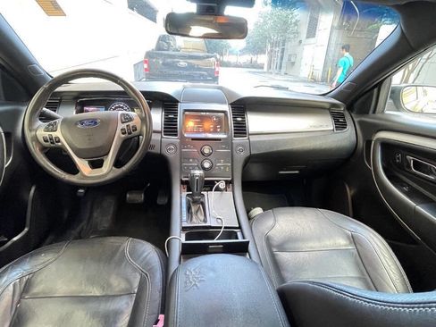 Used 2015 Ford Taurus SEL w/ Equipment Group 201A image 9