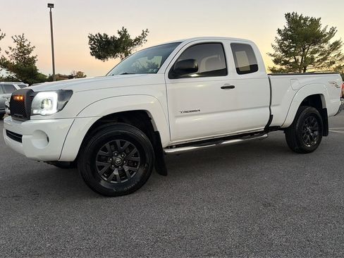 Used 2007 Toyota Tacoma 4x4 Access Cab V6 image 3