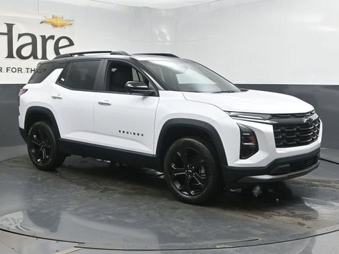 New 2026 Chevrolet Equinox LT w/ Midnight Edition FWD image 6