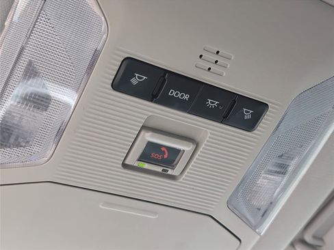 Used 2024 Toyota RAV4 XLE FWD image 17