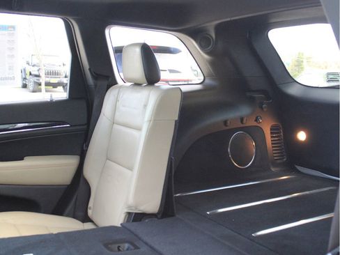 Used 2016 Jeep Grand Cherokee Limited 75th Anniversary AWD/4WD image 33