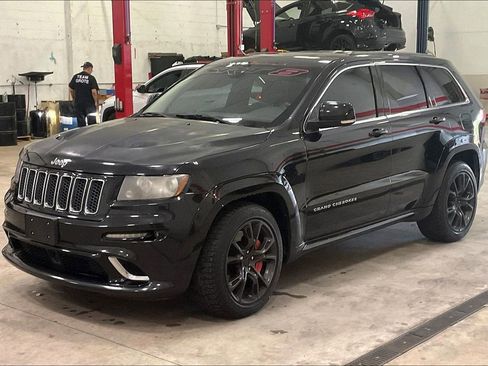 Used 2012 Jeep Grand Cherokee SRT8 w/ Luxury Group II AWD/4WD image 32