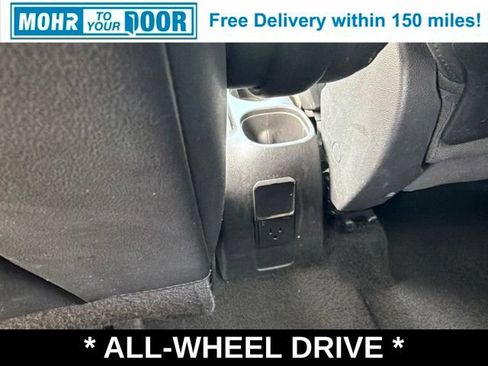 Used 2021 Chevrolet Trax LT AWD/4WD image 42